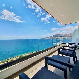 Lookout Apartment