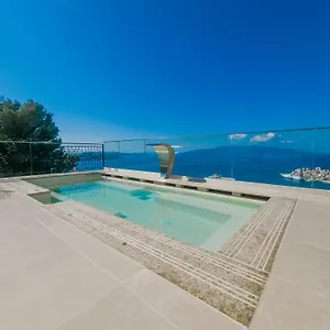 Sunset Shoreline - Sea View - Free Private Parking - Pool Sarandë